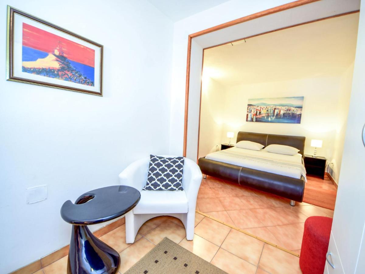 Apartment Tija Trogir Bagian luar foto